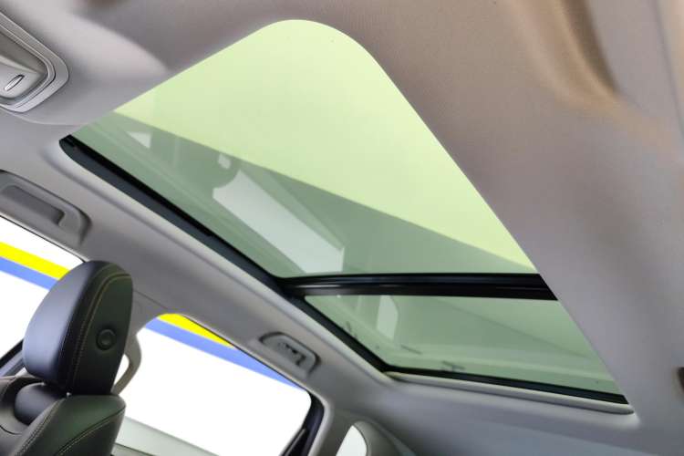 Used Haval DARGO 2021 2.0T DCT 4x4 Chinese Rural Dog Edition Headliner