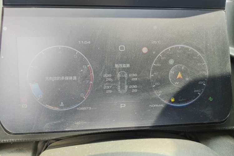 Used Haval DARGO 2021 2.0T DCT Two-Wheel Drive Chinese Mastiff Edition Instrument Cluster