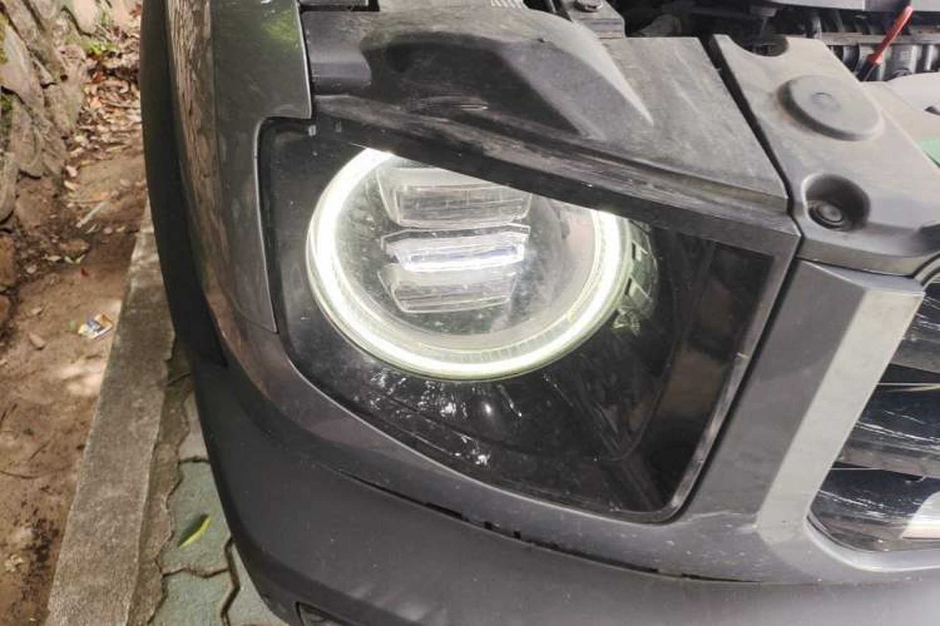 Used Haval DARGO 2021 Revised Version 2.0T DCT Four-Wheel Drive "Hao Tian Que" Edition Right Front Headlight