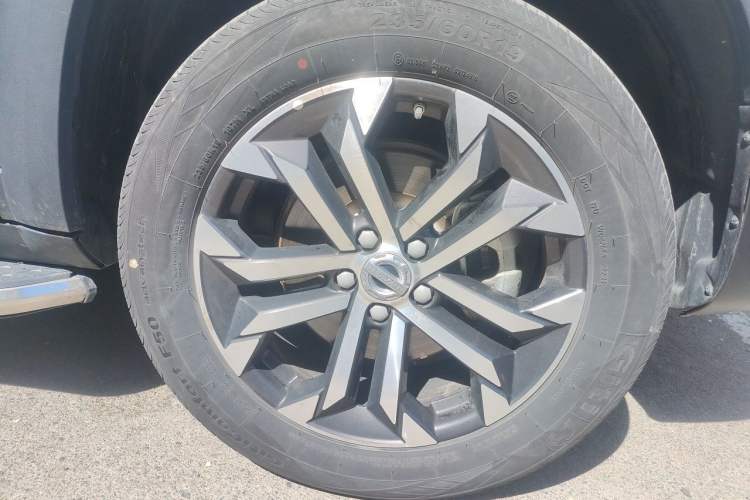 Used Haval DARGO 2021 1.5T DCT Two-Wheel Drive Border Collie Edition Right Front Wheel Hub