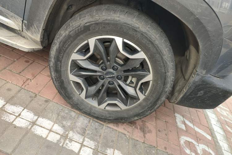 Used Haval DARGO 2021 2.0T DCT All-Wheel-Drive "Hao Tian Quan" Edition Right Front Wheel Hub