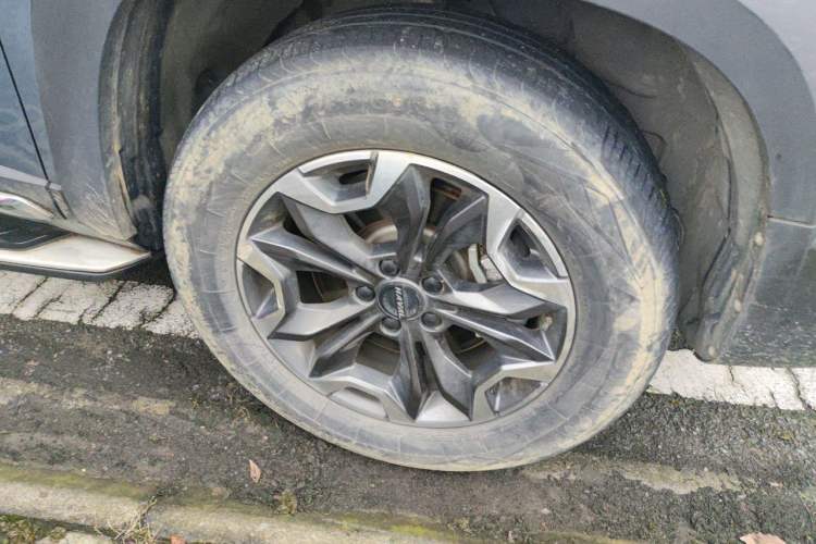 Used Haval DARGO 2021 2.0T DCT 4x4 Chinese Rural Dog Edition Right Front Wheel Hub