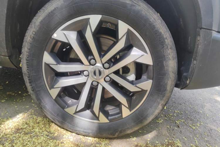 Used Haval DARGO 2021 1.5T DCT Two-Wheel Drive Border Collie Edition Right Front Wheel Hub