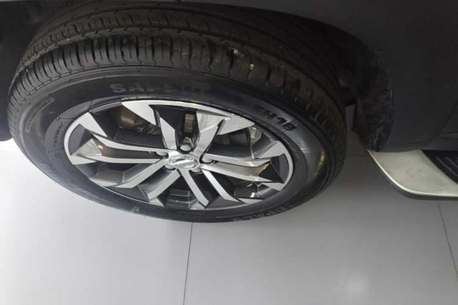 Used Haval DARGO 2021 Revised Version 1.5T DCT Two-Wheel Drive "Mǎquǎn" Edition Right Rear Wheel Hub