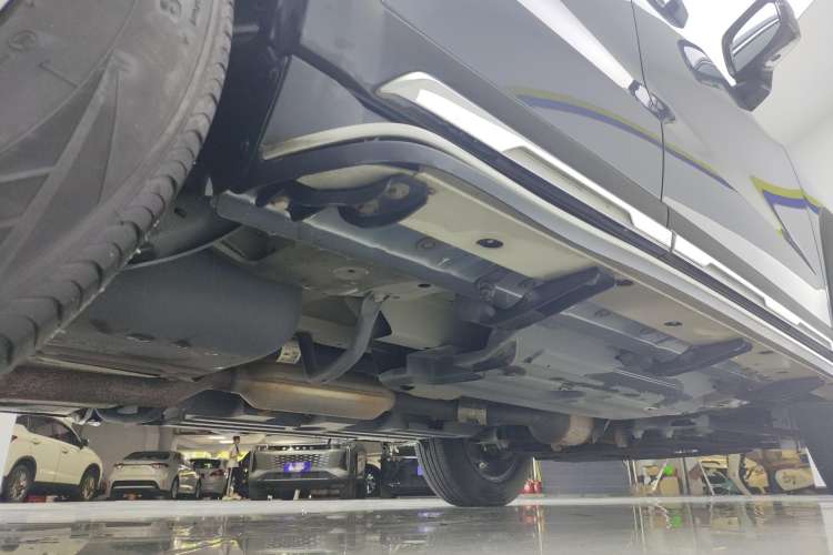Used Haval DARGO 2021 2.0T DCT 4x4 Chinese Rural Dog Edition Right Side Sill
