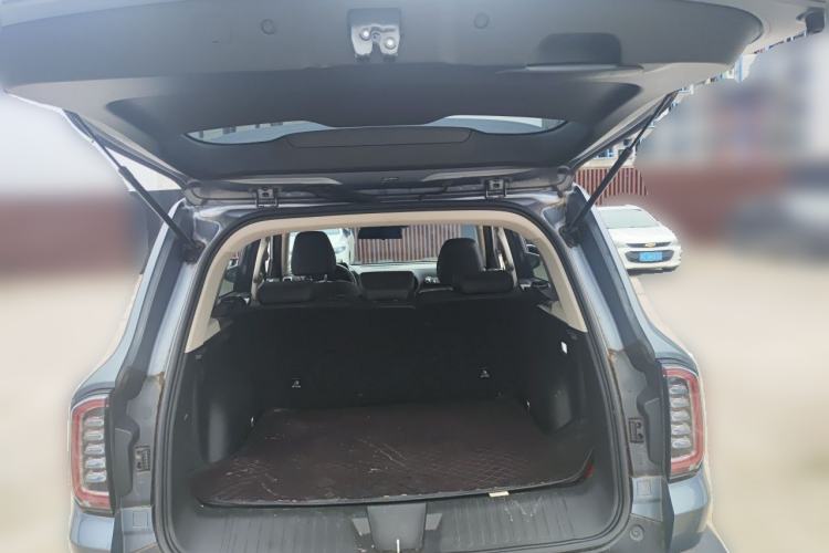 Used Haval DARGO 2021 1.5T DCT Two-Wheel Drive Labrador Edition Trunk