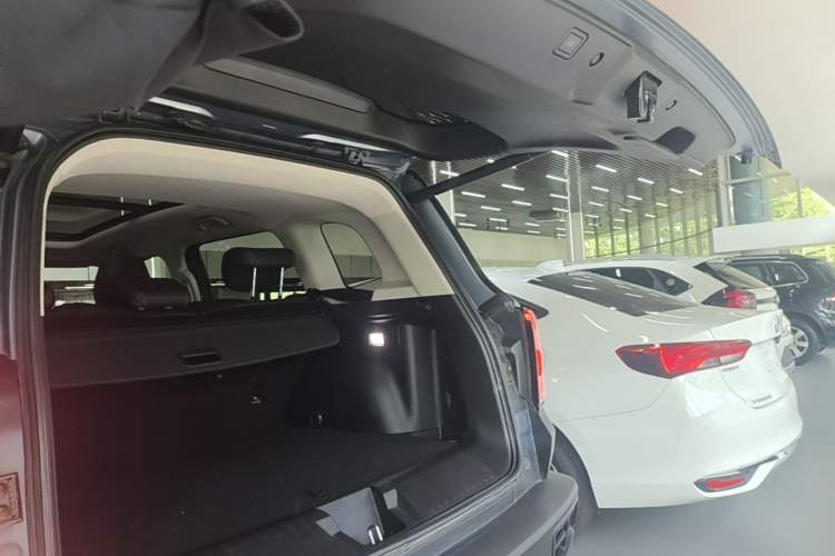 Used Haval DARGO 2021 Revised Version 1.5T DCT Two-Wheel Drive "Mǎquǎn" Edition Trunk