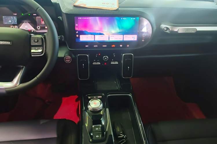Used Haval DARGO 2021 1.5T DCT Two-Wheel Drive "Mǎquǎn" Edition Audio And AC Panel