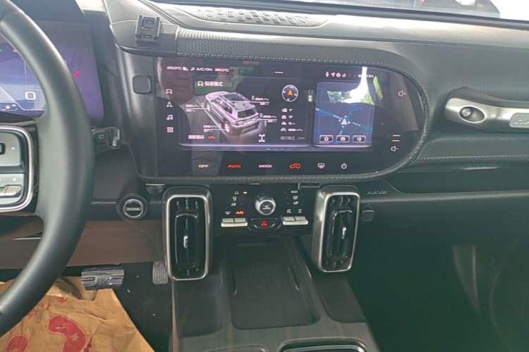 Used Haval DARGO 2021 2.0T DCT 4x4 Chinese Rural Dog Edition Audio And AC Panel