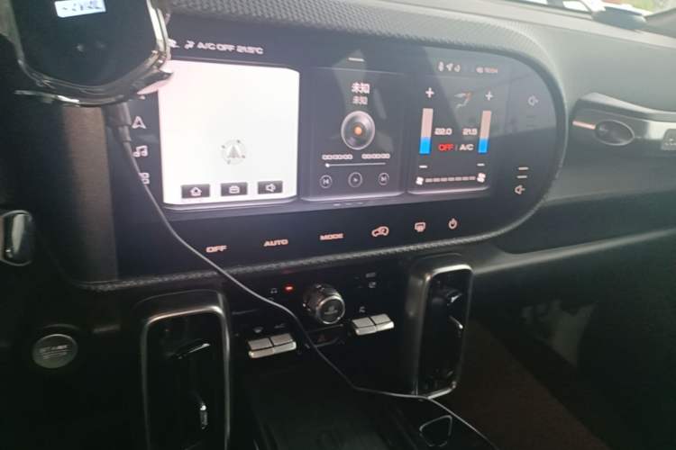 Used Haval DARGO 2021 1.5T DCT Two-Wheel Drive Border Collie Edition Audio And AC Panel