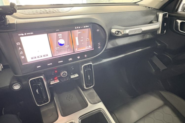 Used Haval DARGO 2021 1.5T DCT Two-Wheel Drive Labrador Edition Audio And AC Panel