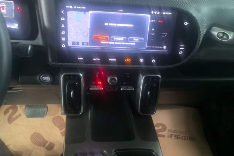Used Haval DARGO 2021 1.5T DCT Two-Wheel Drive Labrador Edition Audio And AC Panel