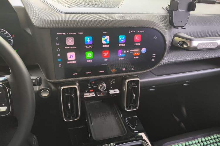 Used Haval DARGO 2021 1.5T DCT Two-Wheel Drive "Mǎquǎn" Edition Audio And AC Panel