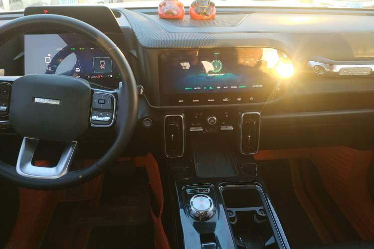 Used Haval DARGO 2021 1.5T DCT Two-Wheel Drive "Mǎquǎn" Edition Audio And AC Panel