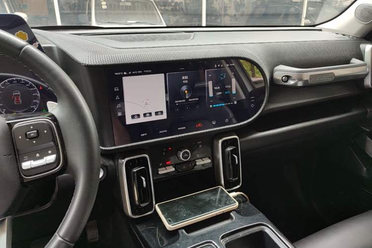 Used Haval DARGO 2021 1.5T DCT Two-Wheel Drive "Mǎquǎn" Edition Audio And AC Panel