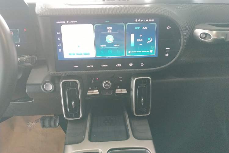 Used Haval DARGO 2021 1.5T DCT Two-Wheel Drive Labrador Edition Audio And AC Panel