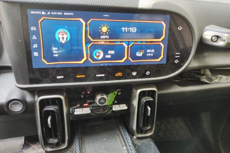 Used Haval DARGO 2021 1.5T DCT Two-Wheel Drive Border Collie Edition Audio And AC Panel