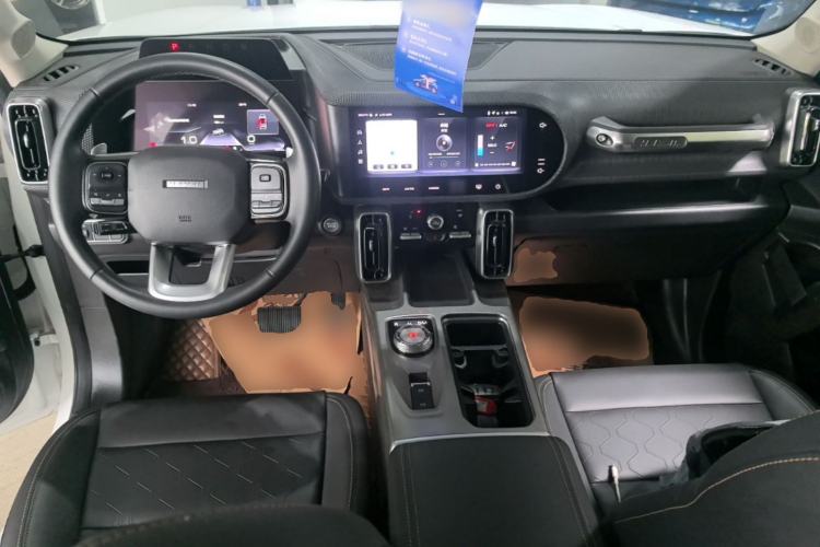 Used Haval DARGO 2021 1.5T DCT Two-Wheel Drive Labrador Edition Center Console