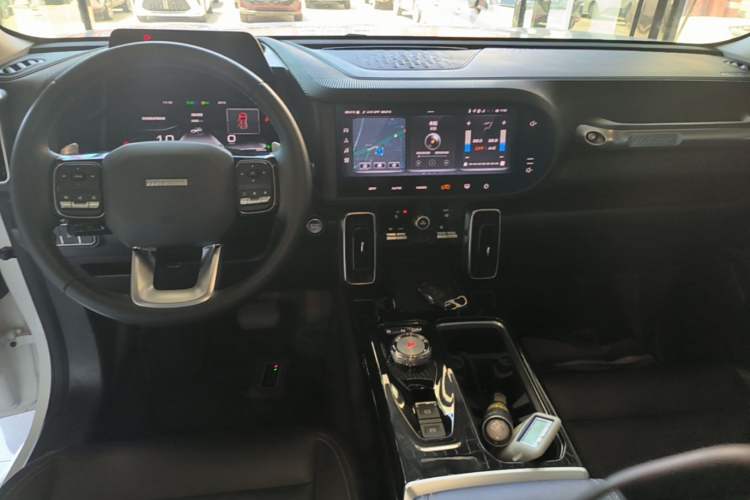Used Haval DARGO 2021 1.5T DCT Two-Wheel Drive "Mǎquǎn" Edition Center Console