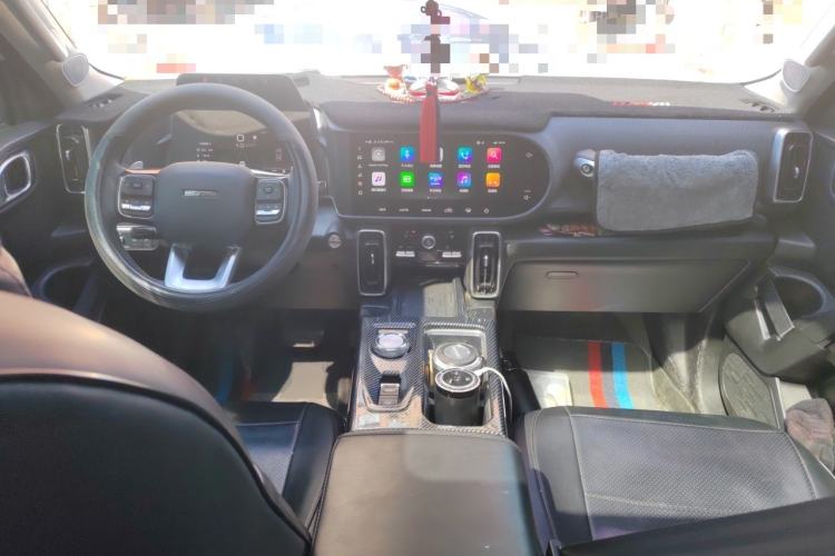 Used Haval DARGO 2021 2.0T DCT Two-Wheel Drive Chinese Mastiff Edition Center Console