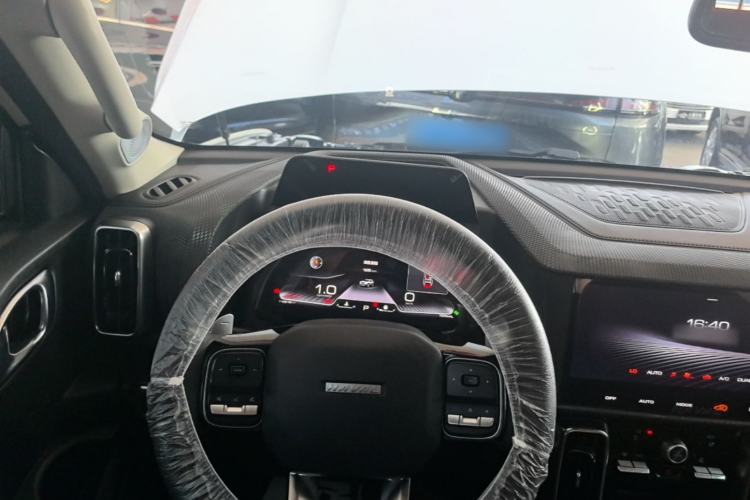 Used Haval DARGO 2021 1.5T DCT Two-Wheel Drive "Mǎquǎn" Edition Center Console