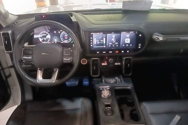 Used Haval DARGO 2021 2.0T DCT All-Wheel-Drive "Hao Tian Quan" Edition Center Console