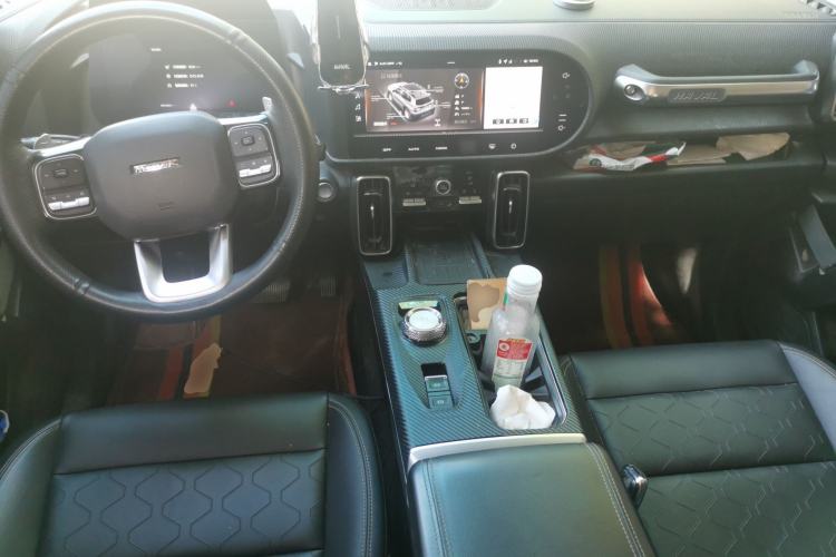 Used Haval DARGO 2021 2.0T DCT 4x4 Chinese Rural Dog Edition Center Console