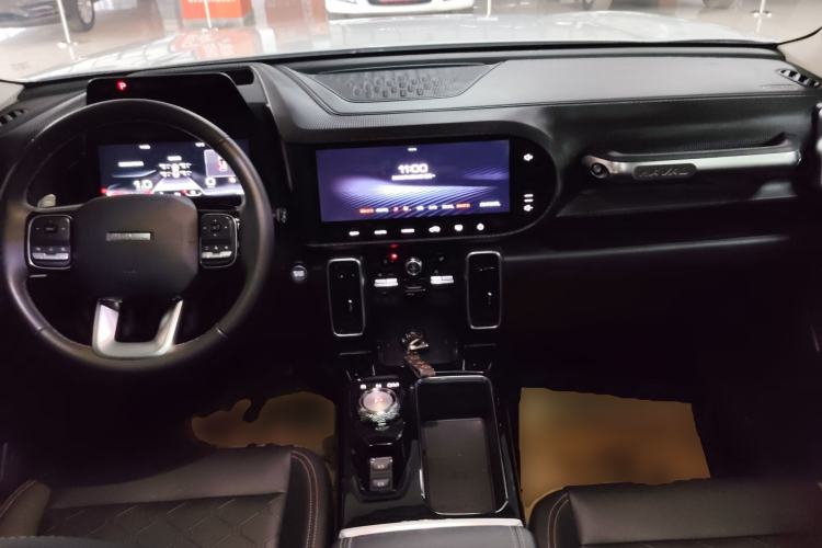 Used Haval DARGO 2021 1.5T DCT Two-Wheel Drive Border Collie Edition Center Console