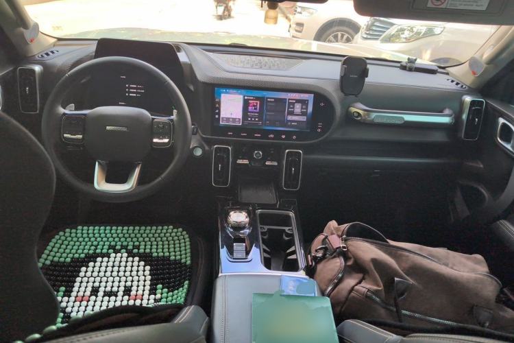 Used Haval DARGO 2021 1.5T DCT Two-Wheel Drive "Mǎquǎn" Edition Center Console