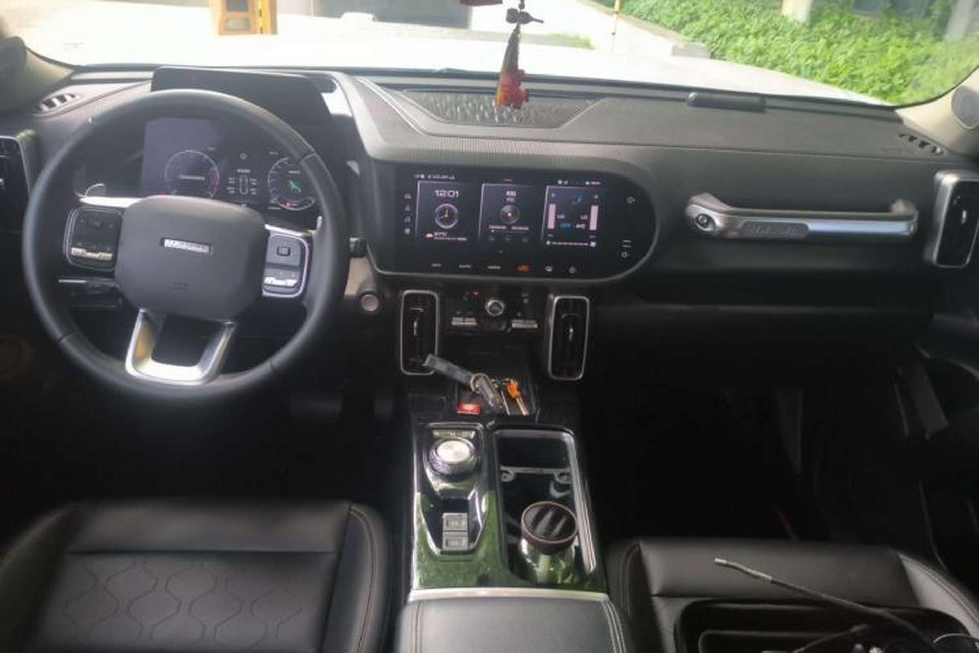 Used Haval DARGO 2021 1.5T DCT Two-Wheel Drive Border Collie Edition Center Console