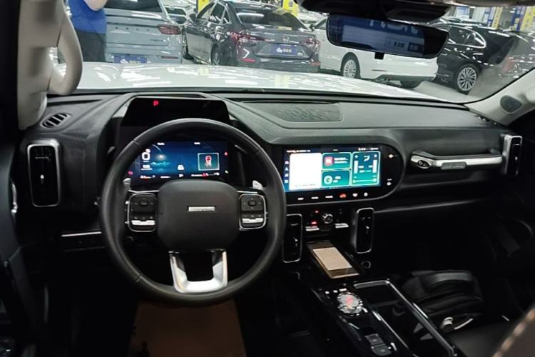 Used Haval DARGO 2021 1.5T DCT Two-Wheel Drive Border Collie - Wangcai Edition Center Console