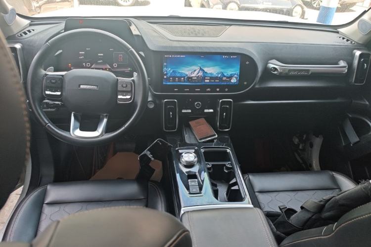 Used Haval DARGO 2021 1.5T DCT Two-Wheel Drive Border Collie Edition Center Console