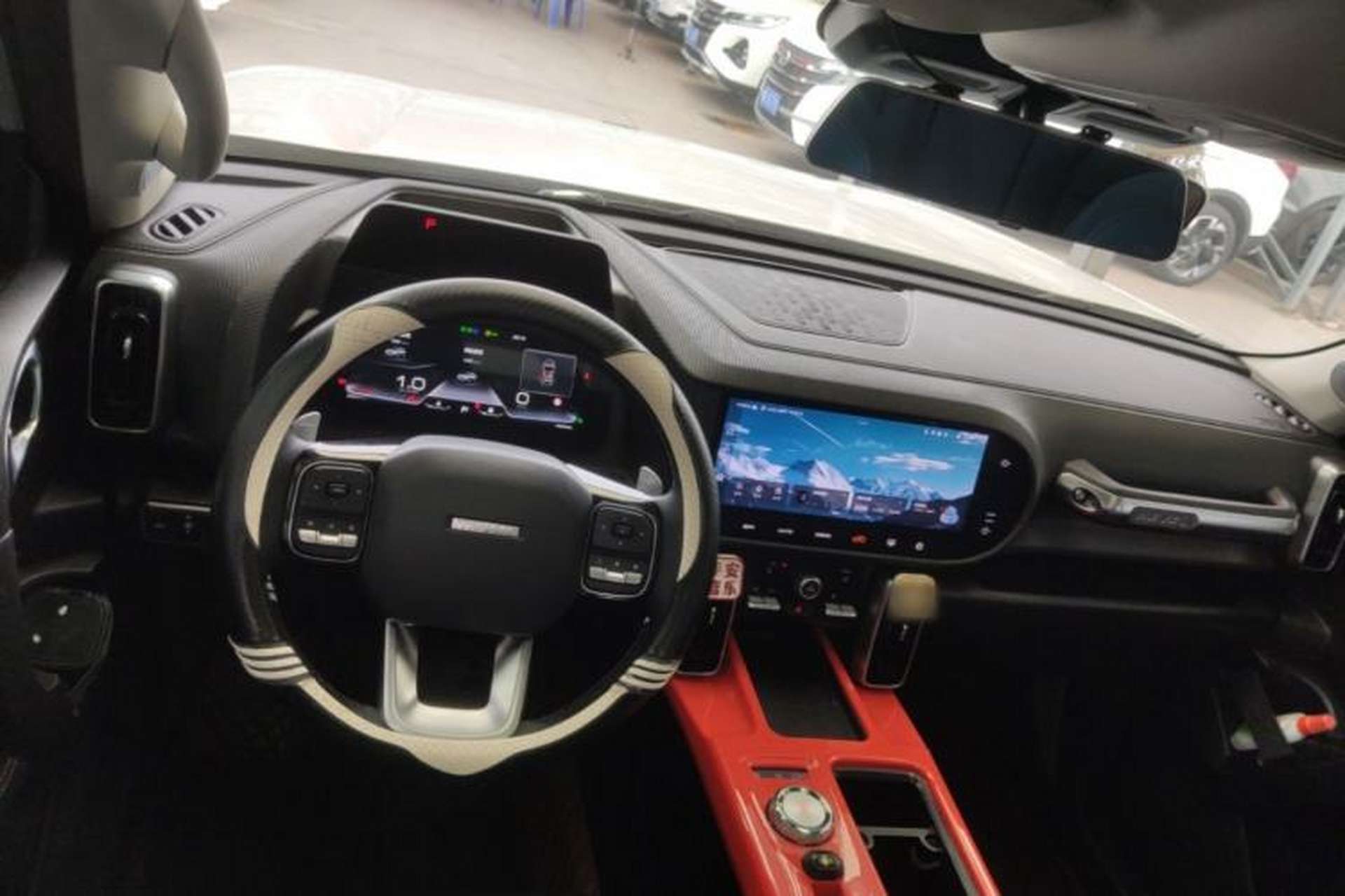 Used Haval DARGO 2021 1.5T DCT Two-Wheel Drive Border Collie Edition Center Console