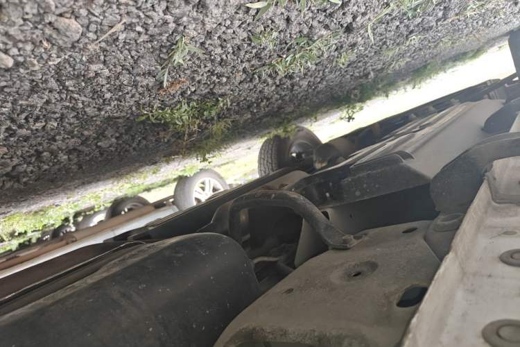 Used Haval DARGO 2021 2.0T DCT All-Wheel-Drive "Hao Tian Quan" Edition Chassis Rear Left
