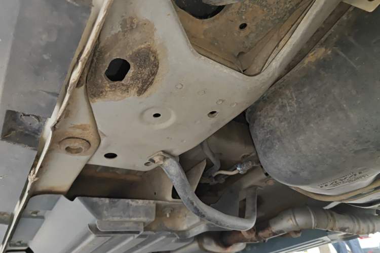 Used Haval DARGO 2021 2.0T DCT Two-Wheel Drive Chinese Mastiff Edition Chassis Rear Left
