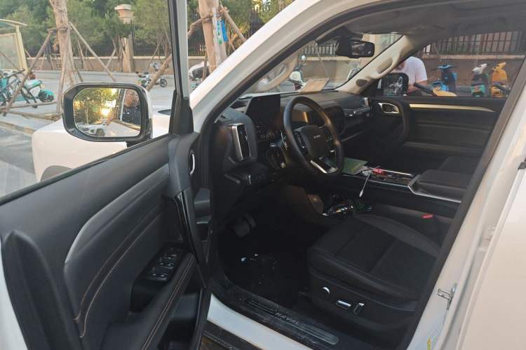 Used Haval DARGO 2021 1.5T DCT Two-Wheel Drive "Mǎquǎn" Edition Driver Seat