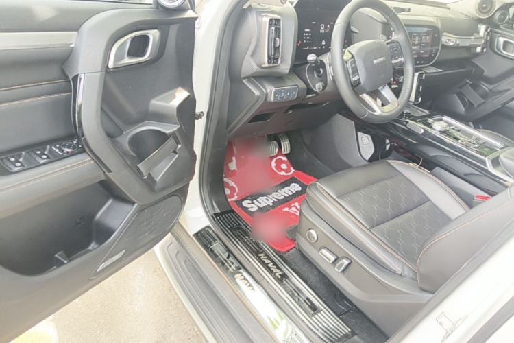 Used Haval DARGO 2021 1.5T DCT Two-Wheel Drive "Mǎquǎn" Edition Driver Seat