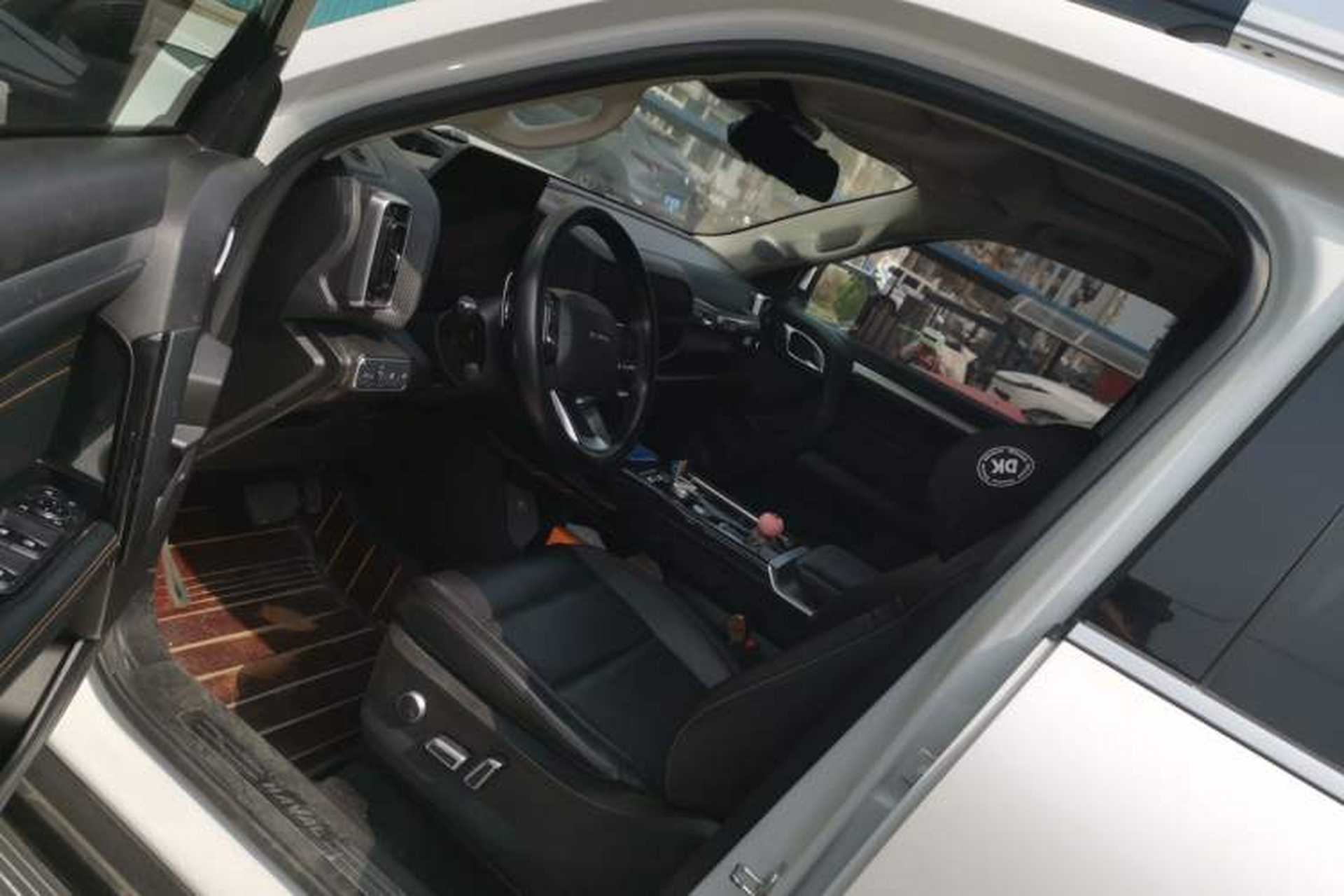 Used Haval DARGO 2021 2.0T DCT Two-Wheel Drive Chinese Mastiff Edition Driver Seat