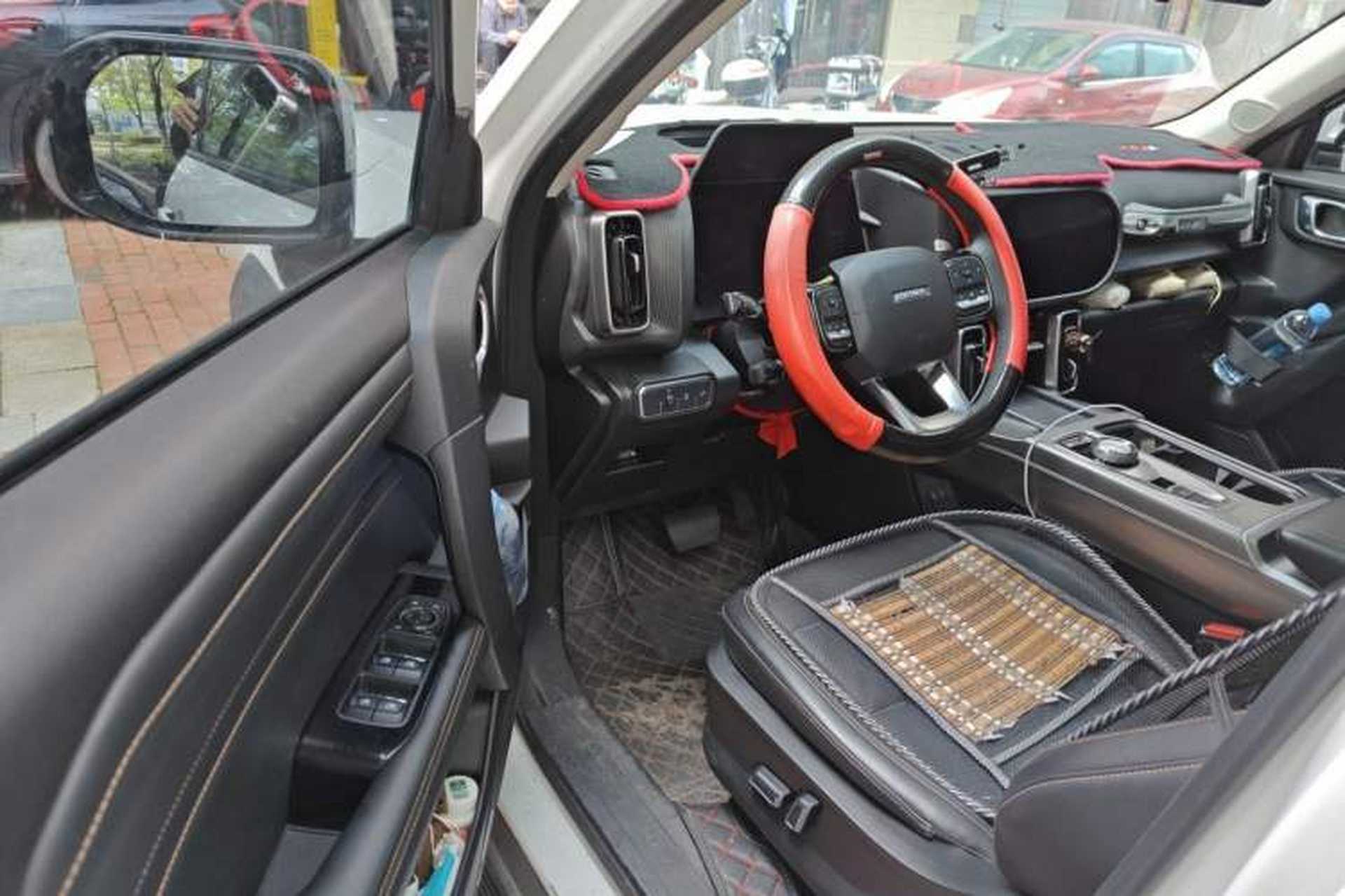 Used Haval DARGO 2021 1.5T DCT Two-Wheel Drive Labrador Edition Driver Seat