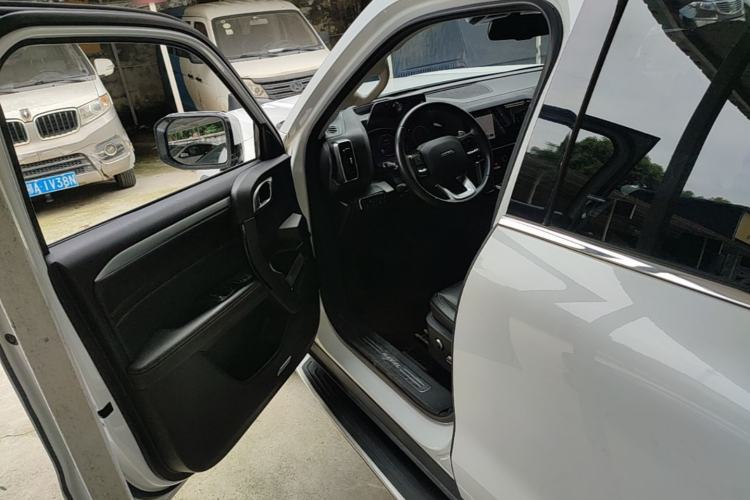 Used Haval DARGO 2021 1.5T DCT Two-Wheel Drive "Mǎquǎn" Edition Driver Seat