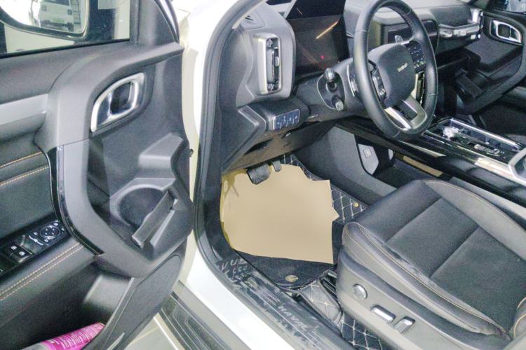 Used Haval DARGO 2021 Revised Version 2.0T DCT Four-Wheel Drive "Hao Tian Que" Edition Driver Seat