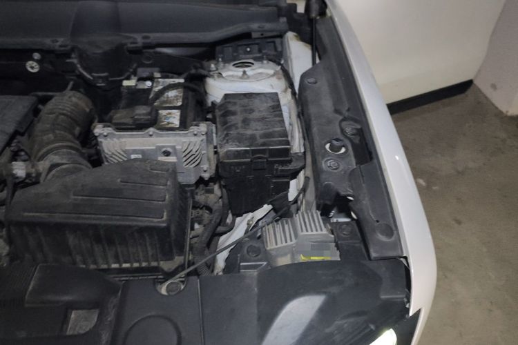 Used Haval DARGO 2021 1.5T DCT Two-Wheel Drive "Mǎquǎn" Edition Engine Bay Left