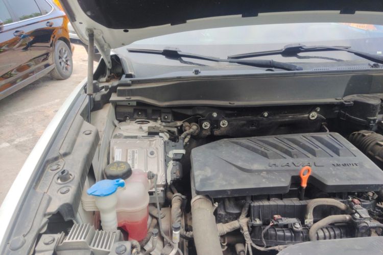 Used Haval DARGO 2021 1.5T DCT Two-Wheel Drive "Mǎquǎn" Edition Engine Bay Right