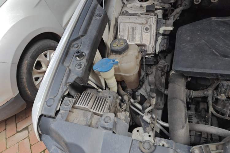 Used Haval DARGO 2021 1.5T DCT Two-Wheel Drive Labrador Edition Engine Bay Right