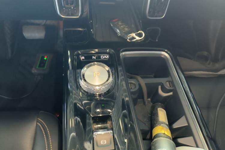 Used Haval DARGO 2021 1.5T DCT Two-Wheel Drive "Mǎquǎn" Edition Gear Lever