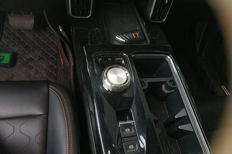 Used Haval DARGO 2021 1.5T DCT Two-Wheel Drive Border Collie Edition Gear Lever