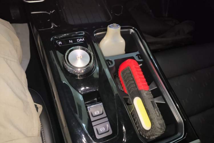 Used Haval DARGO 2021 1.5T DCT Two-Wheel Drive Border Collie - Wangcai Edition Gear Lever