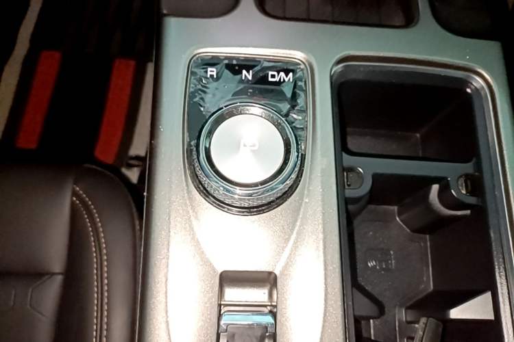 Used Haval DARGO 2021 1.5T DCT Two-Wheel Drive Labrador Edition Gear Lever