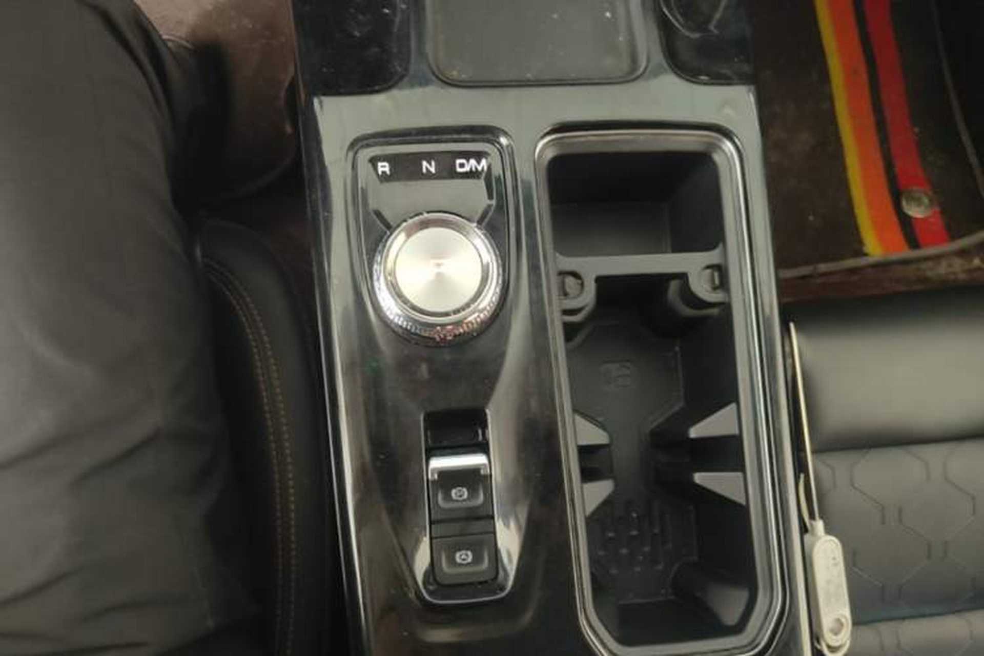 Used Haval DARGO 2021 2.0T DCT 4x4 Chinese Rural Dog Edition Gear Lever