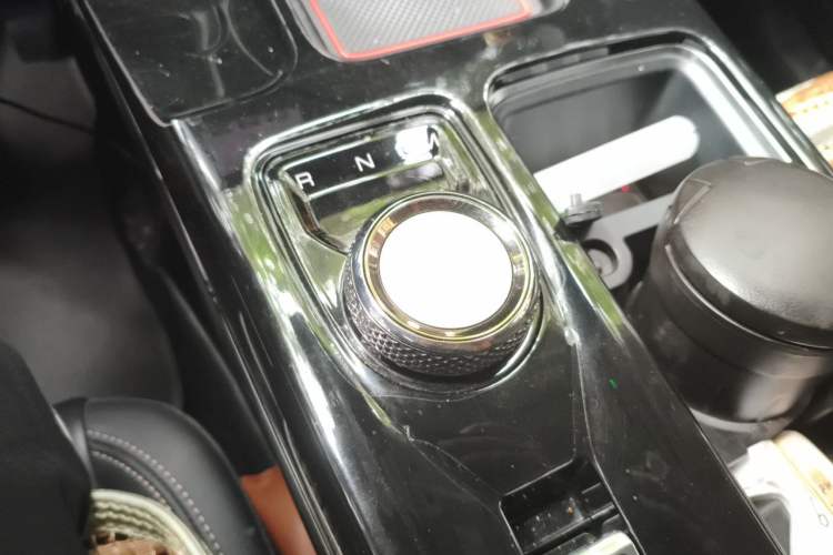 Used Haval DARGO 2021 1.5T DCT Two-Wheel Drive Border Collie Edition Gear Lever
